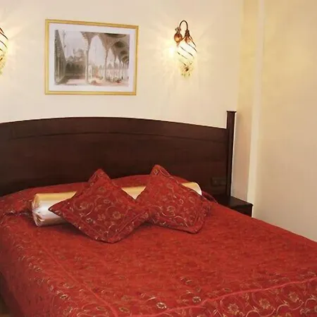 Turquhouse Hotel Istanbul