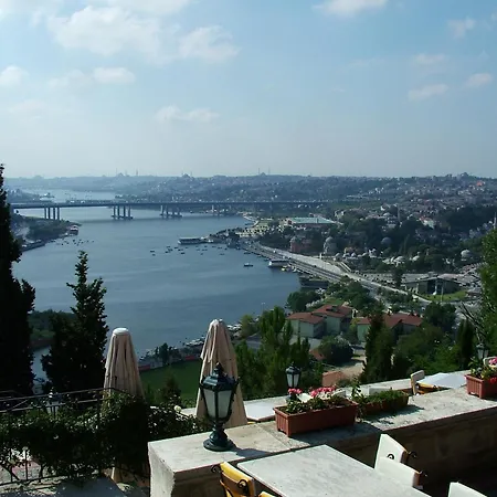 Hotel Turquhouse 3*