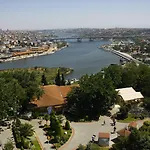 Turquhouse 4*